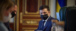Зеленський доручив уряду припинити авіасполучення з Білоруссю
