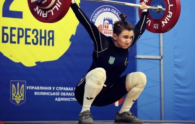 Українська важкоатлетка Конотоп виграла юніорський ЧС зі світовим рекордом 