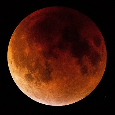Повне місячне затемнення: онлайн-трансляція 