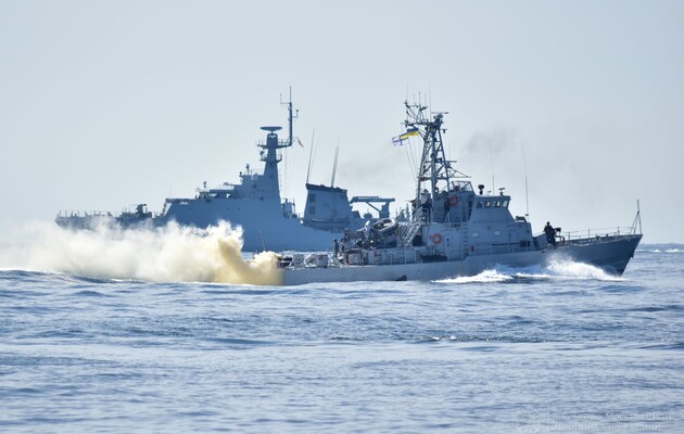 ВМС України і Великобританії провели спільне тренування в Чорному морі 