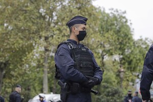 У Франції розшукують стрілка, чотири рази засудженого за домашнє насильство 