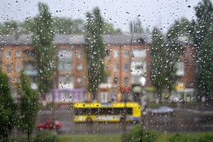У деяких регіонах України очікуються сильні зливи, можливе підтоплення