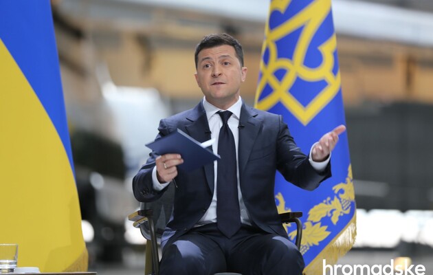 Зеленский предложил создать новый формат переговоров по Донбассу