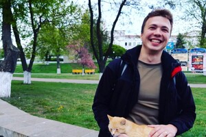 Адвокатка Протасевича передбачає, що журналіста можуть бити в СІЗО - у нього на лобі помічена подряпина