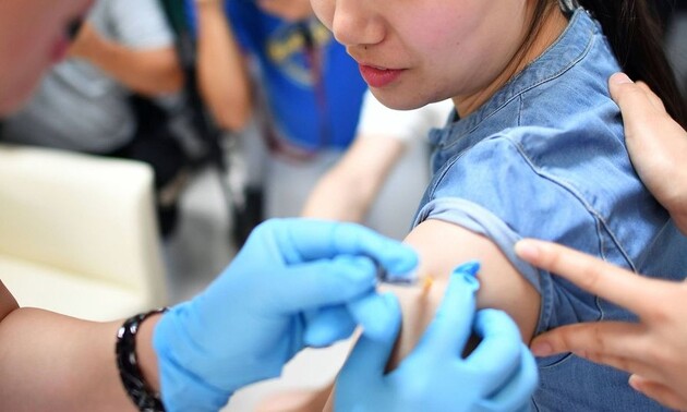 Франция начнет вакцинацию детей с 15 июня