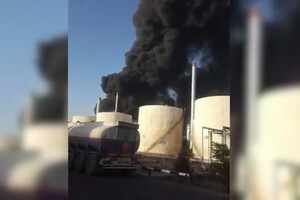 В Тегеране вспыхнул масштабный пожар на нефтеперерабатывающем заводе