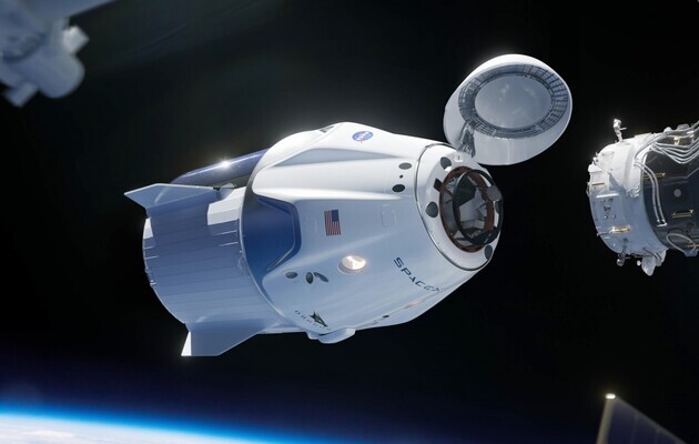 SpaceX вивела в космос вантажний корабель Dragon 
