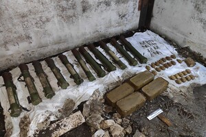Схрон боевиков Гиркина: СБУ нашла в Донецкой области тайник с оружием 