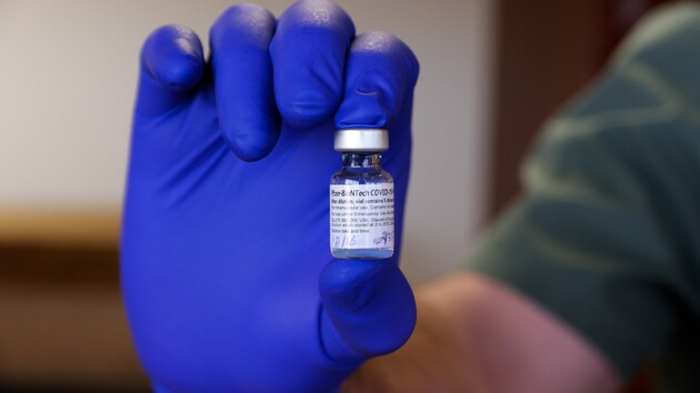 Білий дім підтвердив закупівлю пів мільярда доз вакцини проти COVID-19 для бідних країн 