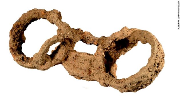У Британії знайшли скелет в кайданах 