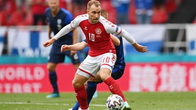 Данський футболіст Еріксен подзвонив партнерам по збірній з лікарні 