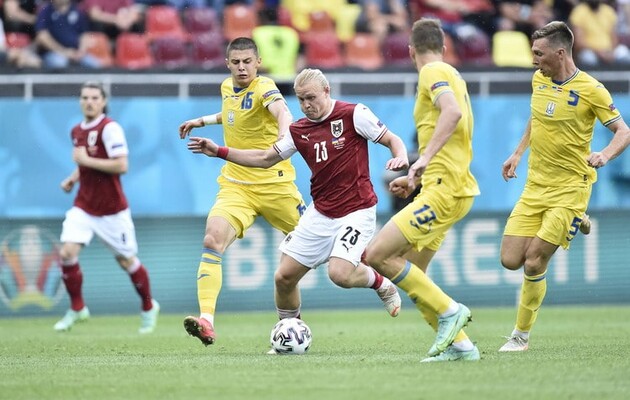 Украина проиграла два матча на Евро из трех