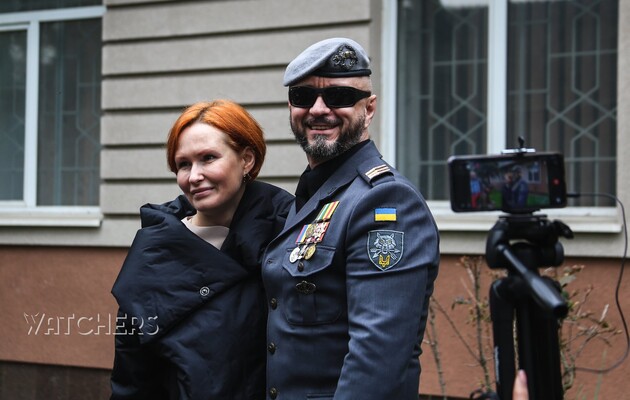 Суд оставил Антоненко и Кузьменко под домашним арестом 