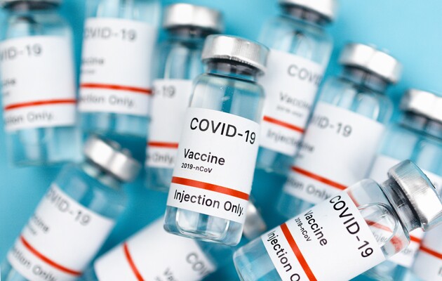 За прошедшие сутки в Украине сделали более 50 тыс. прививок против COVID-19 
