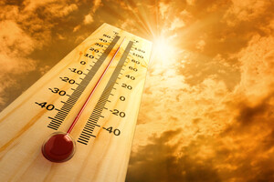 Аномальна спека: на Закарпатті побитий температурний рекорд за 130 років