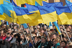 Большинство жителей юга и востока Украины не считает ее независимой — соцопрос 