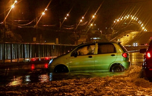 У Мінську за одну годину випала третина середньомісячної норми опадів 