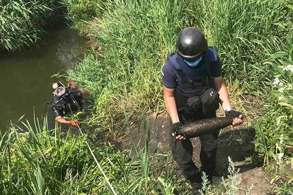 Українські сапери знешкодили дві сотні мін і снарядів у зоні ООС за добу 