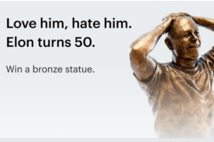 В Нью-Йорке установили бронзовую статую Илона Маска