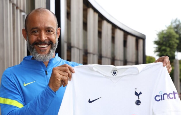 Санту чотири роки очолював "Вулверхемптон"