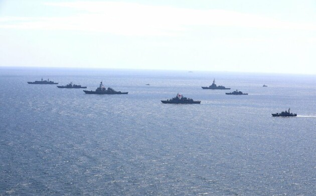 За повідомленнями розвідки, Росія вивела в Чорне море весь склад свого флоту 