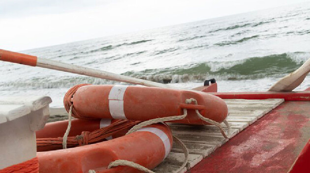 Біля берегів Тунісу затонув човен з мігрантами: 43 людини загинули 