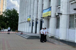 В Вышгороде произошла стрельба, у задержанного обнаружили еще и меч 