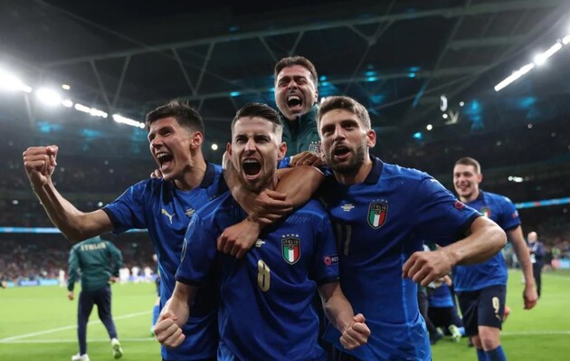 Италия обыграла Испанию в серии пенальти и вышла в финал Евро-2020