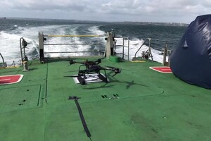 Британський флот випробував дрон для порятунку людей за бортом 