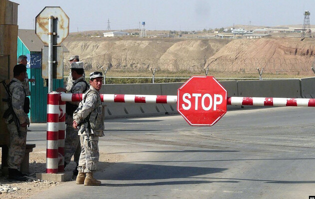 Таджикистан просит ОДКБ помочь охранять границу с Афганистаном, из которого США выводят войска