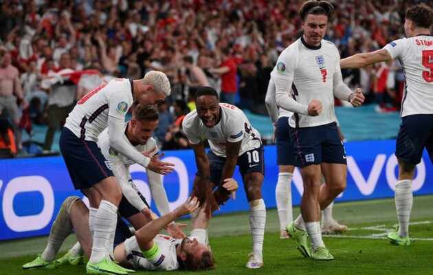 Букмекеры сделали прогноз на финал Евро-2020 Италия - Англия