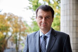 Українцям підвищують податки — що каже головний адвокат закручування гайок