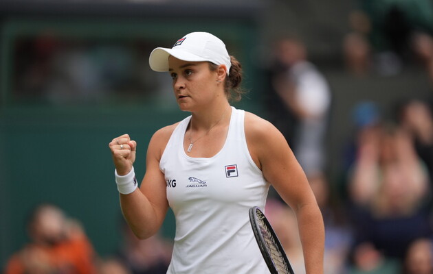 Барті є першою ракеткою світу