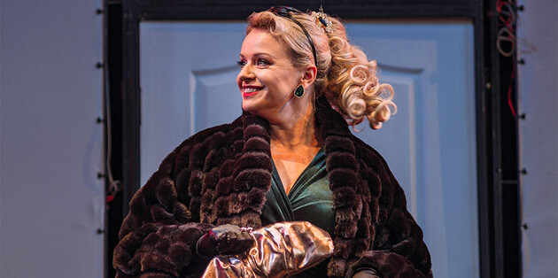 Ірма Вітовська у виставі "Убити чи любити"