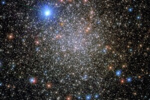 «Хаббл» сделал снимок скопления из созвездия Скорпиона