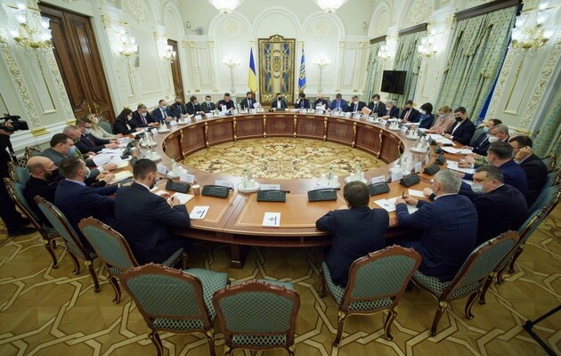 Зеленский своим указом внес изменения в состав военного кабинета СНБО