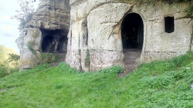 Пещеры в Британии оказались раннесредневековыми кельями