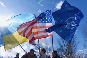 НАТО будет наращивать поддержку Украине в регионе Черного моря — Дэйвис