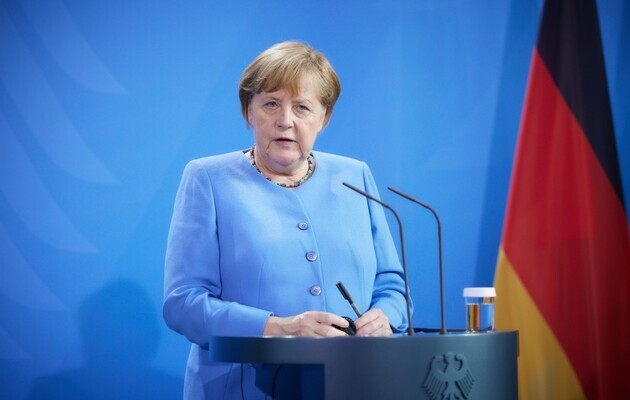 У німецькій мові немає таких слів: Меркель не змогла описати ситуацію з повінню в Німеччині 