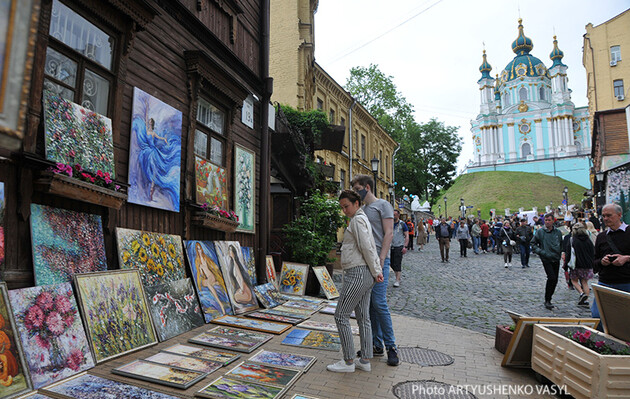 Киевляне немного лучше оценивают состояние дел в городе, чем в Украине - соцгруппа «Рейтинг» 