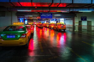 На юге Китая запустили службу беспилотных такси 
