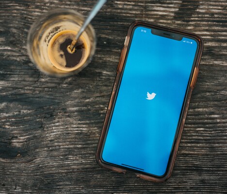 У тестовому режимі Twitter додав кнопки "за" і "проти" під постами 