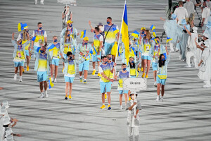 Збірна України взяла участь у параді на церемонії відкриття Олімпіади в Токіо 