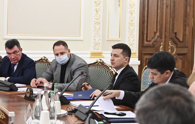 Зеленский сменил первого заместителя Данилова и ввел в состав СНБО нового главу Службы внешней разведки