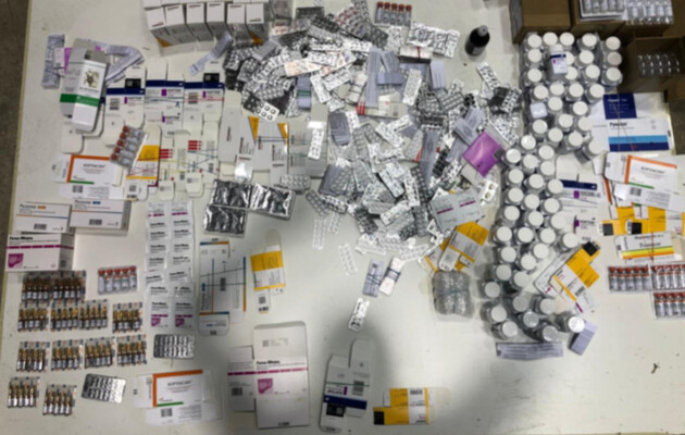Прикордонники викрили масштабний канал контрабанди підробних ліків з РФ