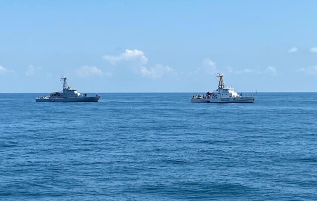 Українські та грузинські військові моряки провели навчання типу PASSEX