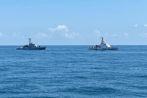 Українські та грузинські військові моряки провели навчання типу PASSEX