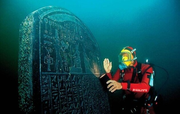 У єгипетському порту Геракліон підводні археологи знайшли древні плетені кошики з фруктами 