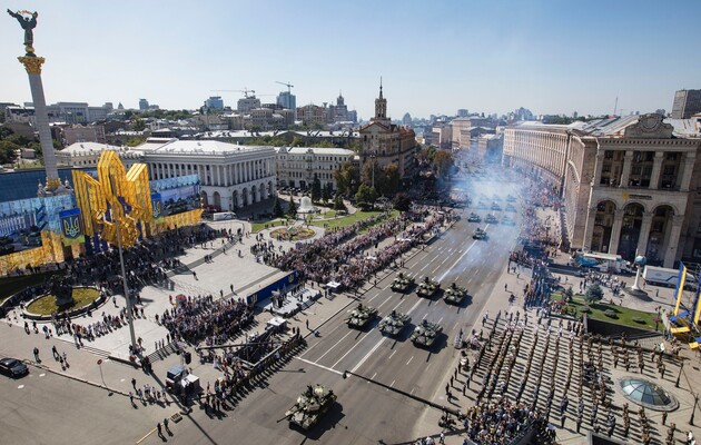 Військовий парад до Дня незалежності України: що покажуть 