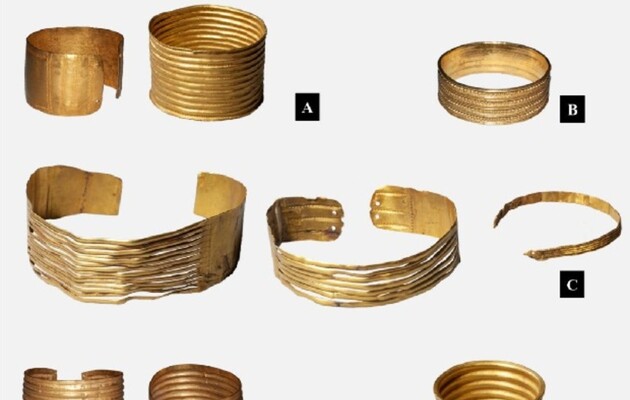 Арехологи нашли золотые украшения эпохи бронзы, которые использовали для похорон